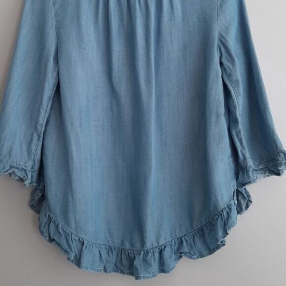 GAP Relaxed Fit Ruffle Blouse Top Chambray Blue Sz XS - Picture 9 of 11